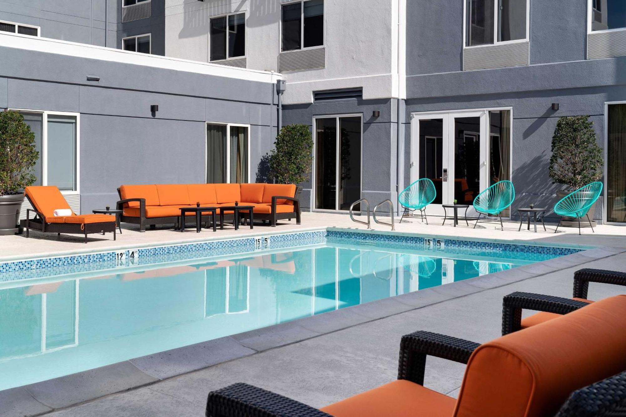 Hotel Aloft Mountain View Extérieur photo